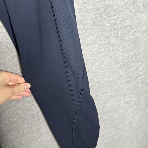 Lululemon On Your Mark Crop Women's Size 12 Leggings Midnight Navy Blue Cinched - Picture 4 of 8